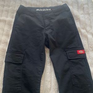 Women's Cropped Cargo Pants,size 0/24 ,color black